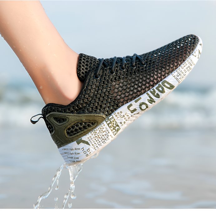 男性と女性の靴夏のアウトドアスポーツシューズ軽量メッシュアッパーカバー中空の通気性のある穴川を捕まえるスポーツシューズ夏の通気性軽量スポーツシューズ 男性と女性の靴夏のアウトドアスポーツシューズ軽量メッシュアッパーカバー中空の通気性のある穴川を捕まえるスポーツシューズ夏の通気性軽量スポーツシューズ