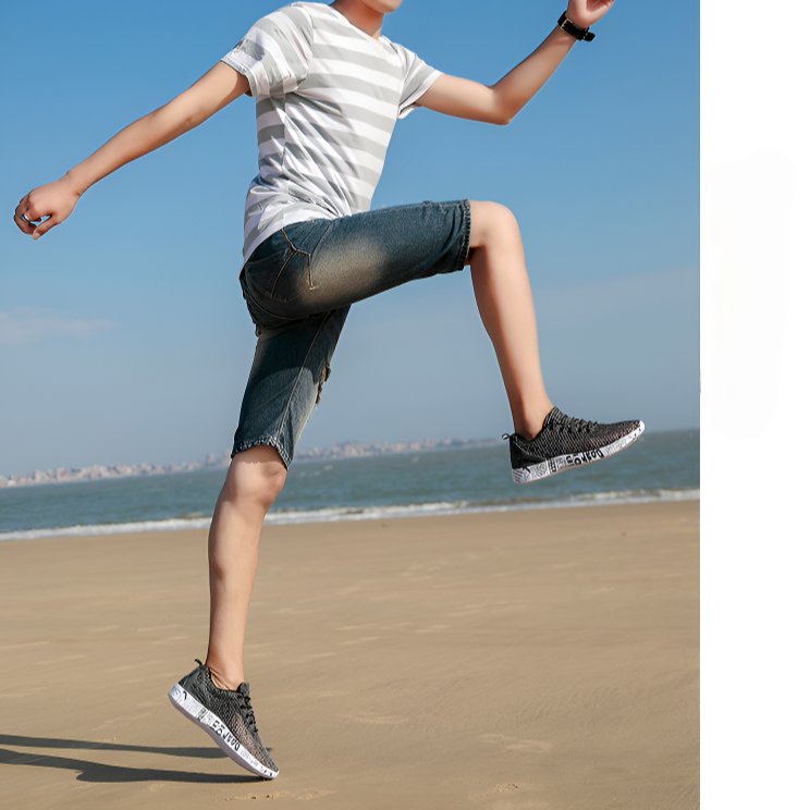 男性と女性の靴夏のアウトドアスポーツシューズ軽量メッシュアッパーカバー中空の通気性のある穴川を捕まえるスポーツシューズ夏の通気性軽量スポーツシューズ