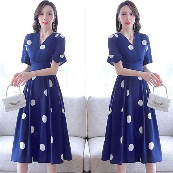 スタイリッシュでエレガントな韓国風ポルカドットスリムドレス
