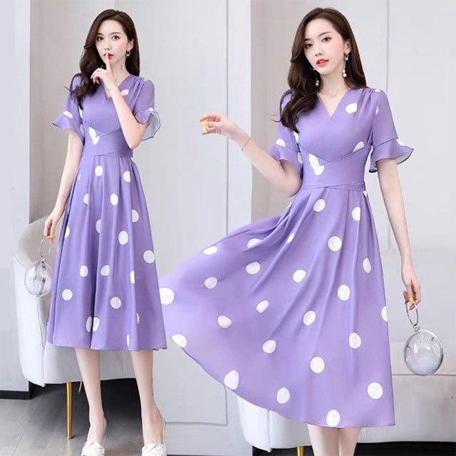 スタイリッシュでエレガントな韓国風ポルカドットスリムドレス